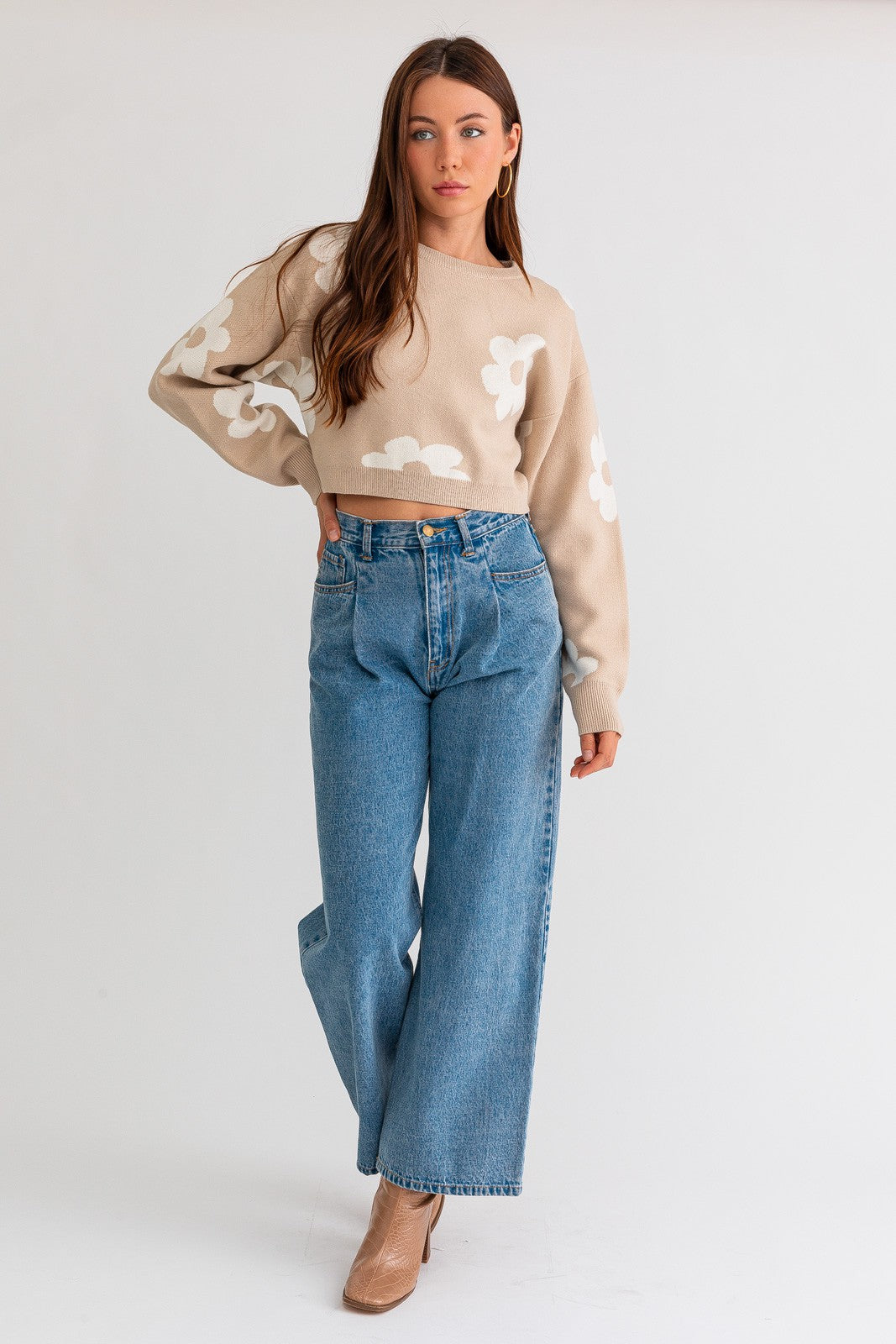 Long Sleeve Crop Sweater with Daisy Pattern Clothing LE LIS   